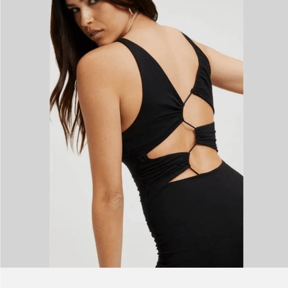 Good American Black Bodycon Midi Dress - Picture 3 of 6